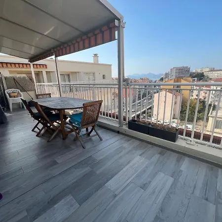 Center And Sea View Terrace Near Palais Cannes